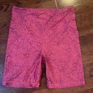 Athleta Women's printed Elation short size medium